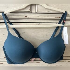 New-Victoria Secret Teal T shirt push up plunge heavy padded bra in 38C